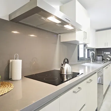 Vacasa - Exclusive Les Corts Apartment Barcelona