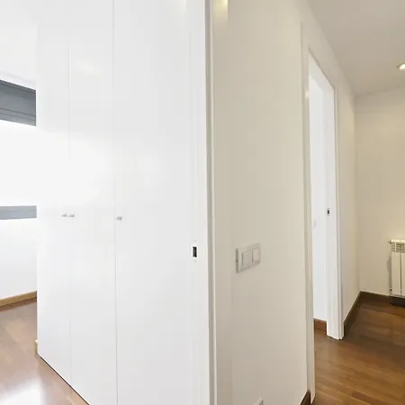 Vacasa - Exclusive Les Corts Apartment Barcelona