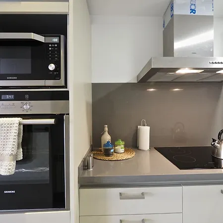 Vacasa - Exclusive Les Corts Apartment *