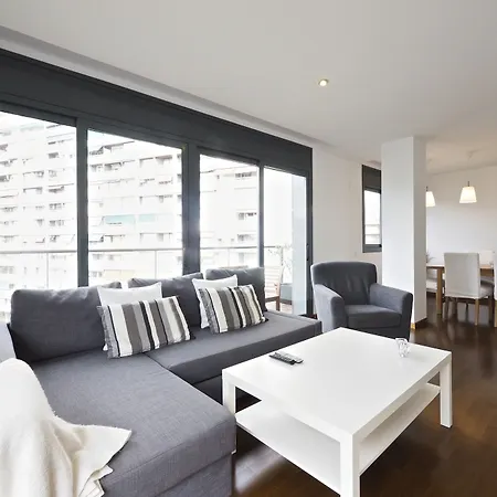 Vacasa - Exclusive Les Corts Apartment