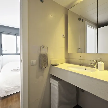 Vacasa - Exclusive Les Corts Apartment Barcelona